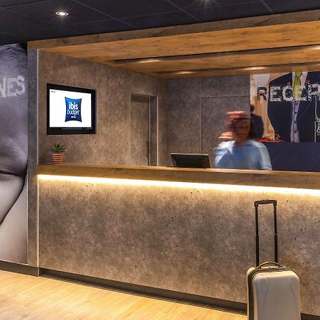 Ibis Budget Valencia Aeropuerto Manises Exterior photo